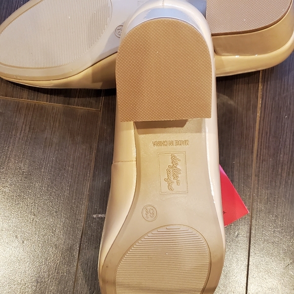 😊 Ladies dress shoe - Picture 2 of 4